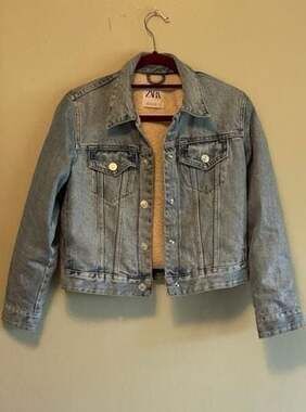 Zara Women's Sz.S Light Wash Sherpa-Lined Jean  Jacket, Vintage